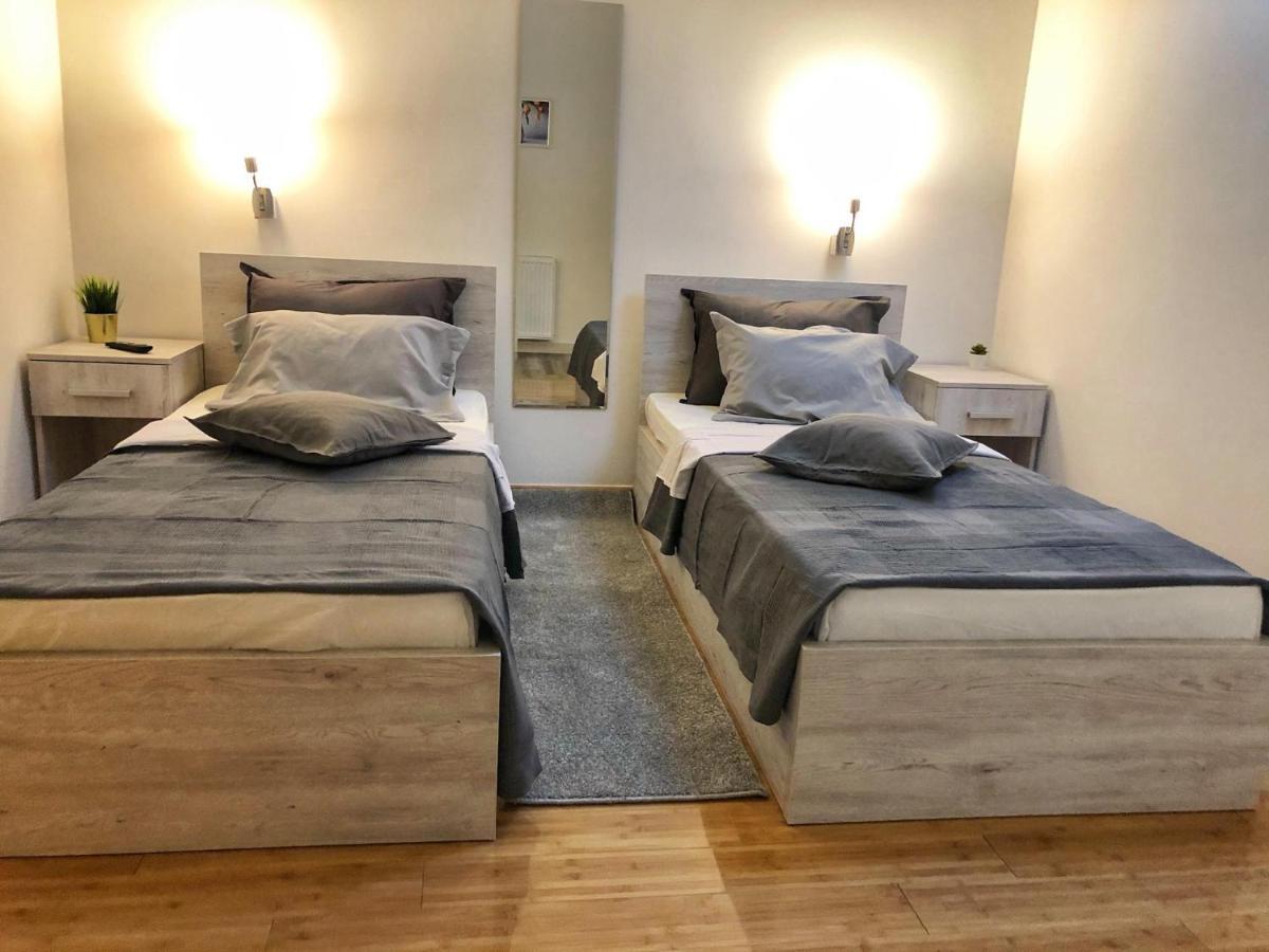 Tepic Garni Hotel Temerin Eksteriør bilde