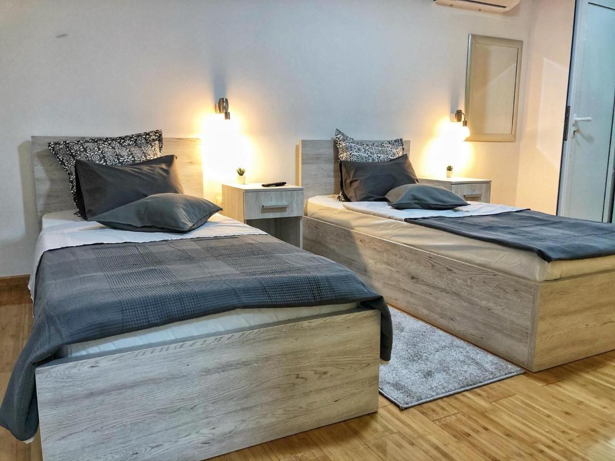 Tepic Garni Hotel Temerin Eksteriør bilde