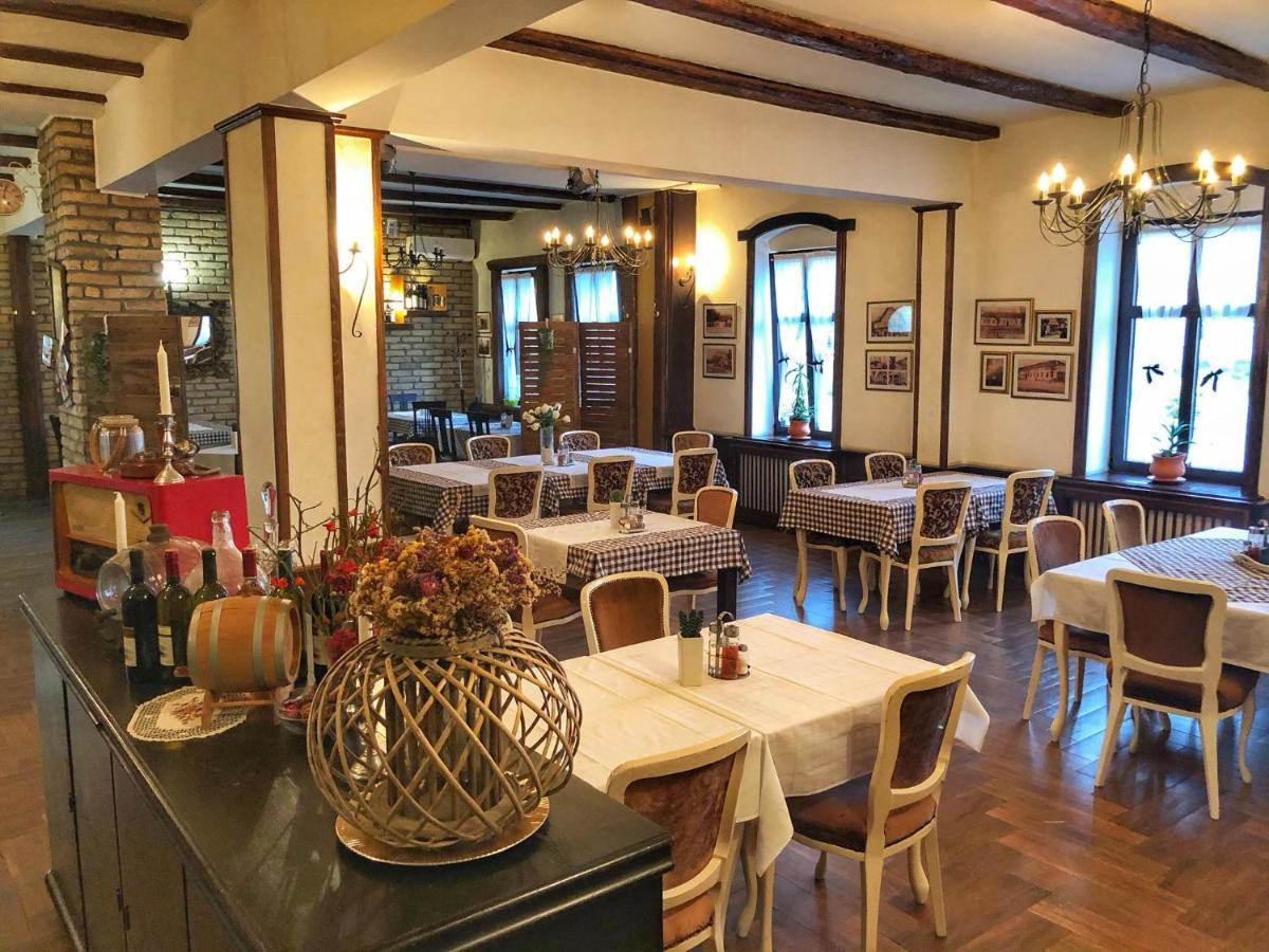 Tepic Garni Hotel Temerin Eksteriør bilde