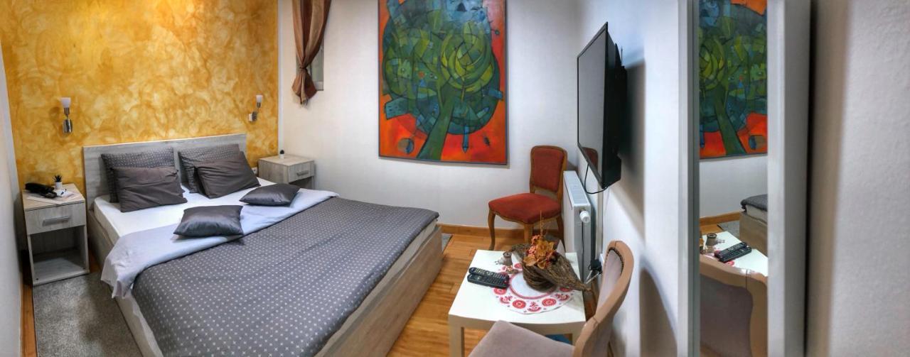Tepic Garni Hotel Temerin Eksteriør bilde