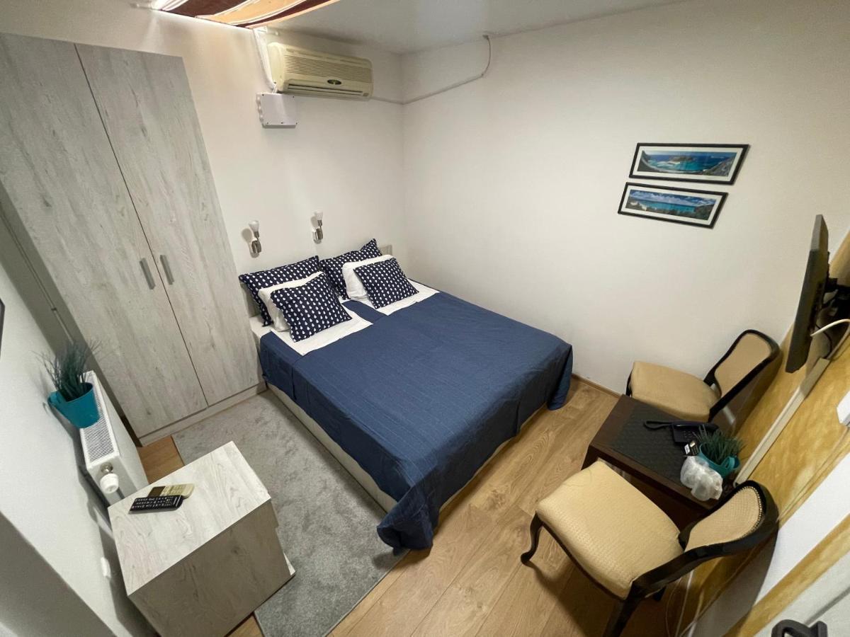 Tepic Garni Hotel Temerin Eksteriør bilde