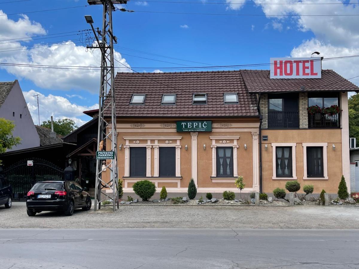Tepic Garni Hotel Temerin Eksteriør bilde
