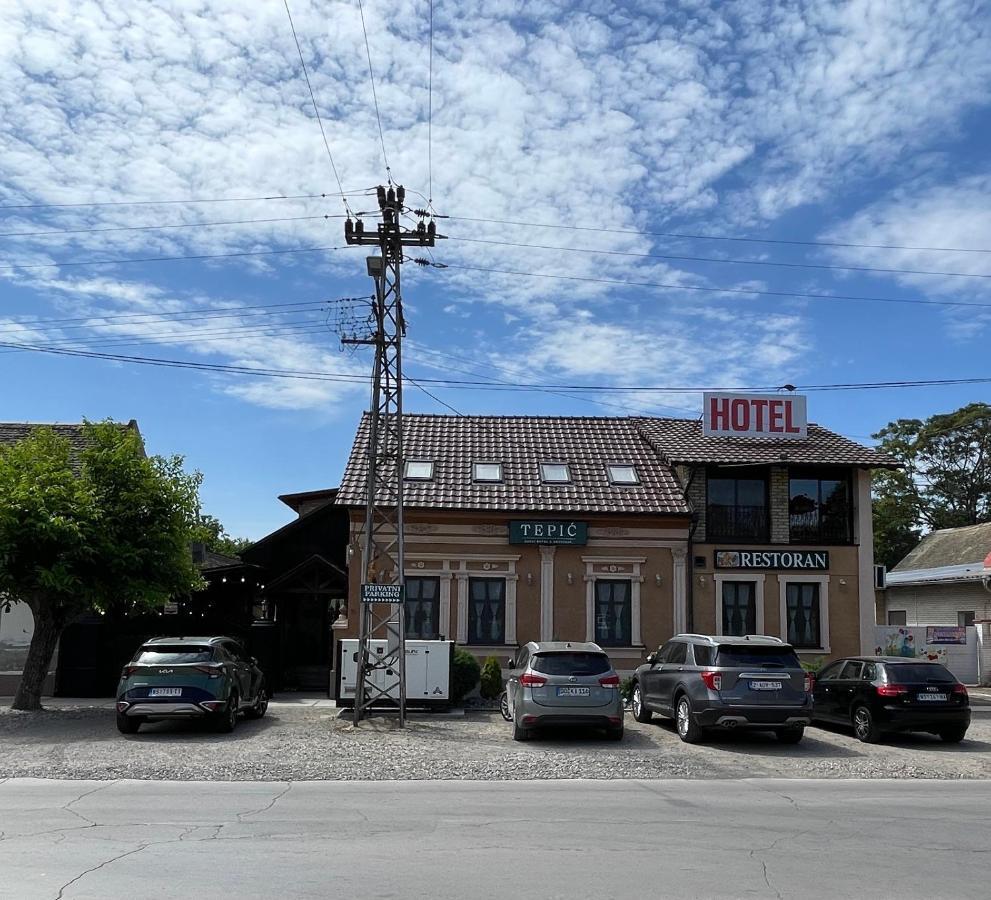 Tepic Garni Hotel Temerin Eksteriør bilde